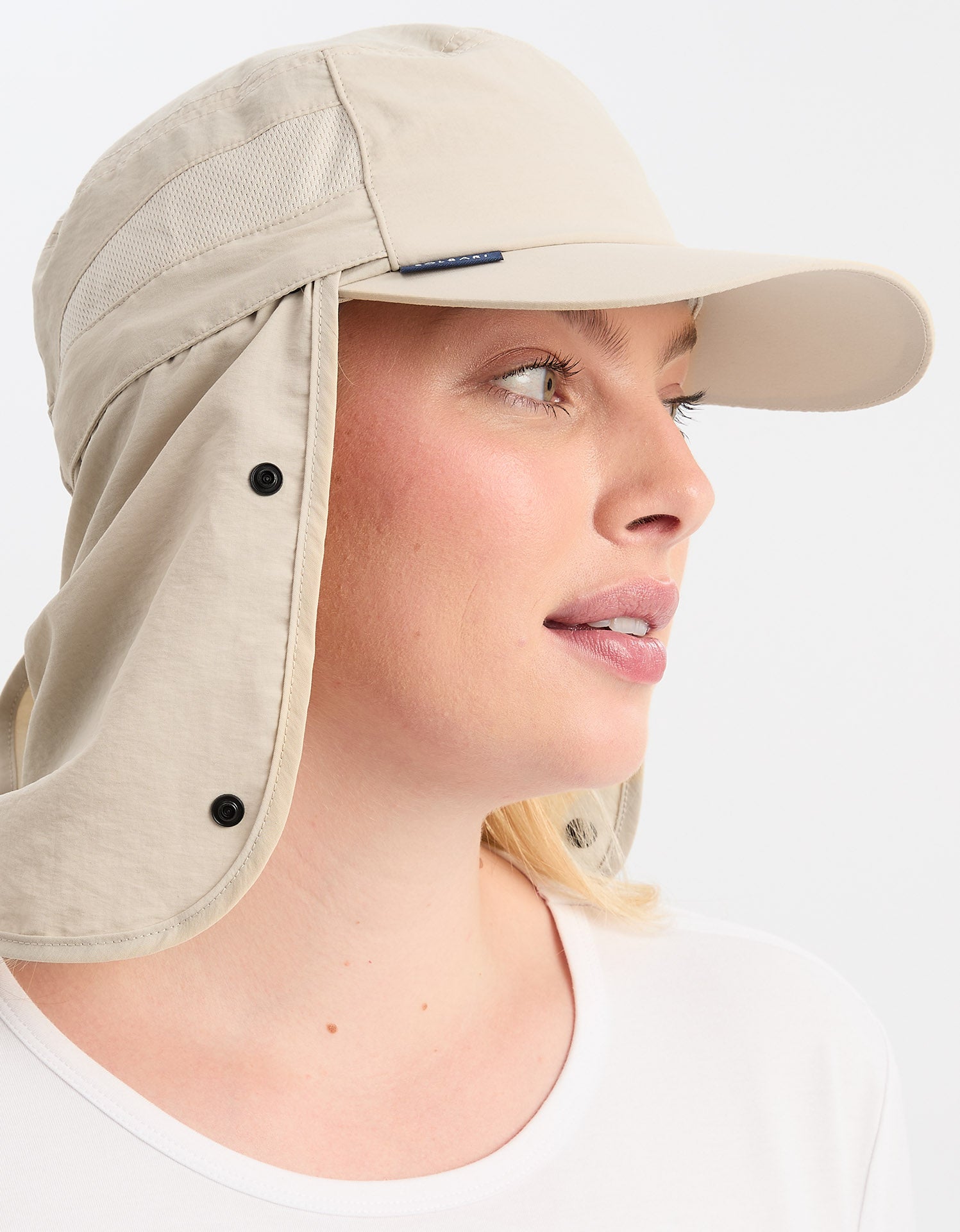 https://www.solbari.com/cdn/shop/files/Women-UltimateSunHat-AU02-LightBeige-upf50-sun-protection3.jpg?v=1714445669&width=3000